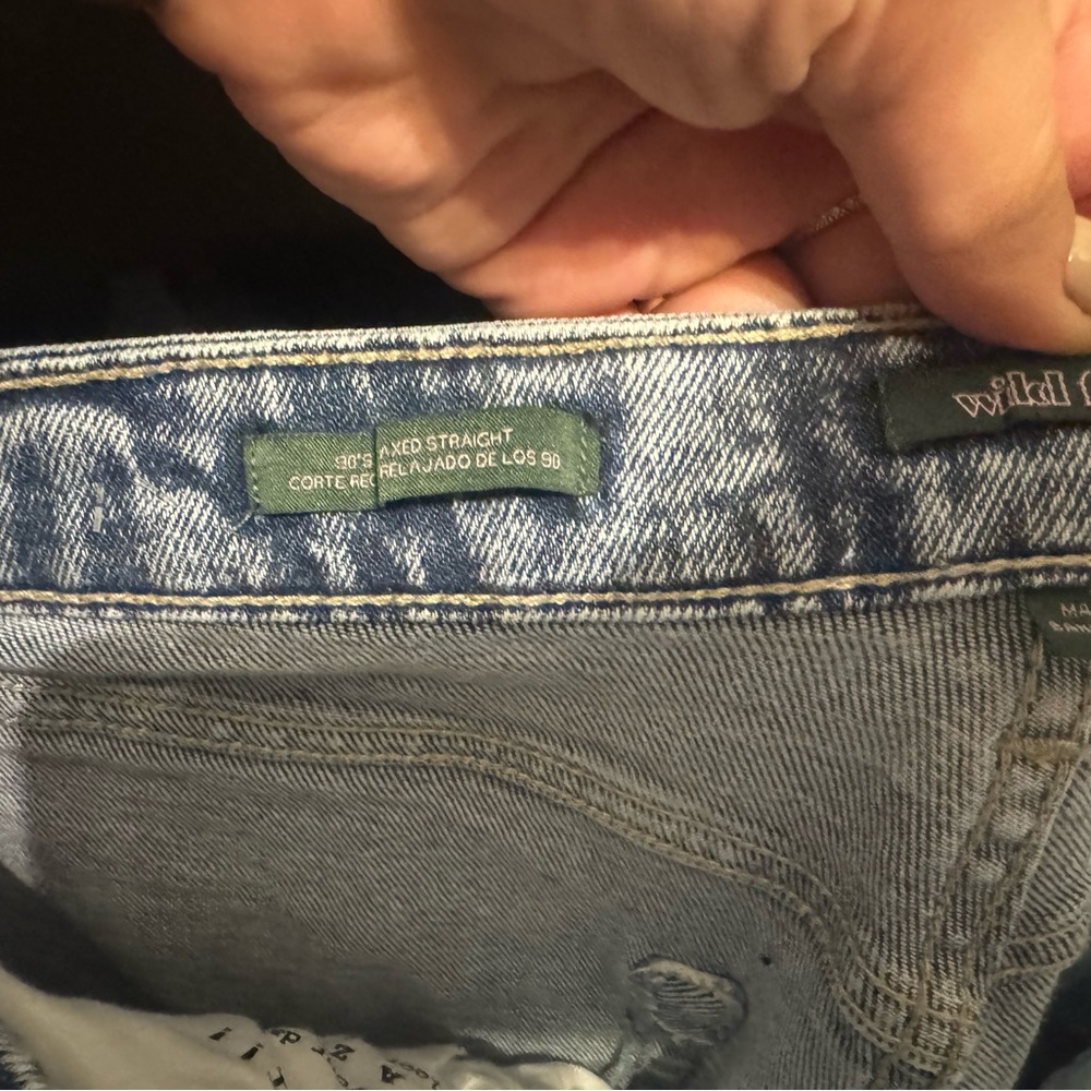 Distressed Jeans - Picture 3 of 4